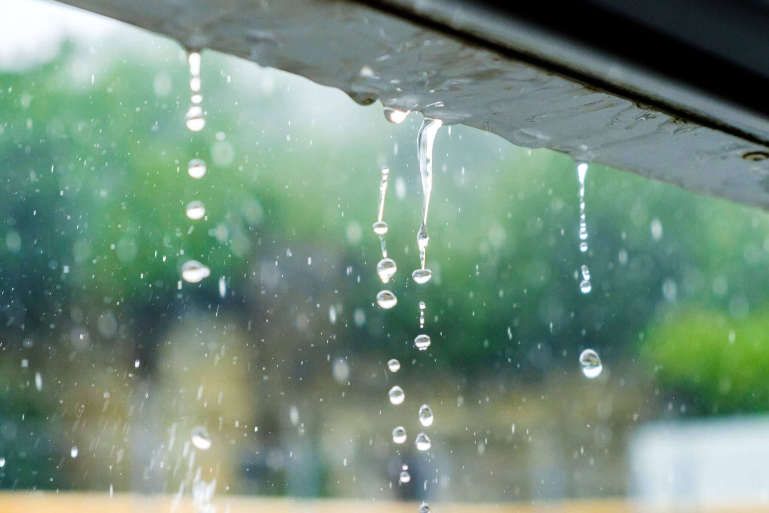 roof leaks in heavy rain