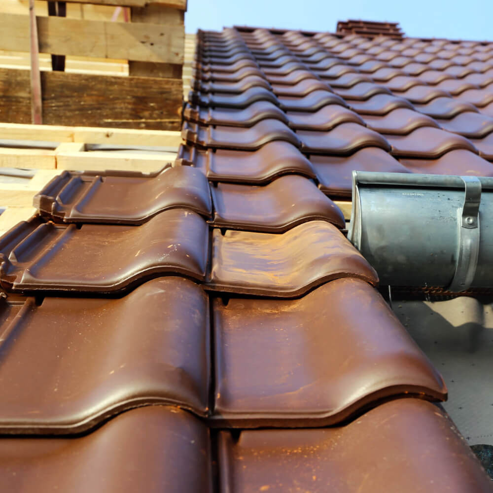 7 Signs You May Need a Replacement Roof Immediately